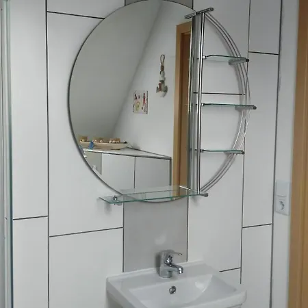 Haus Am Wasser In * Emden